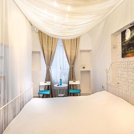 Museum Apartment Piata Sfatului Braşov Eksteriør bilde